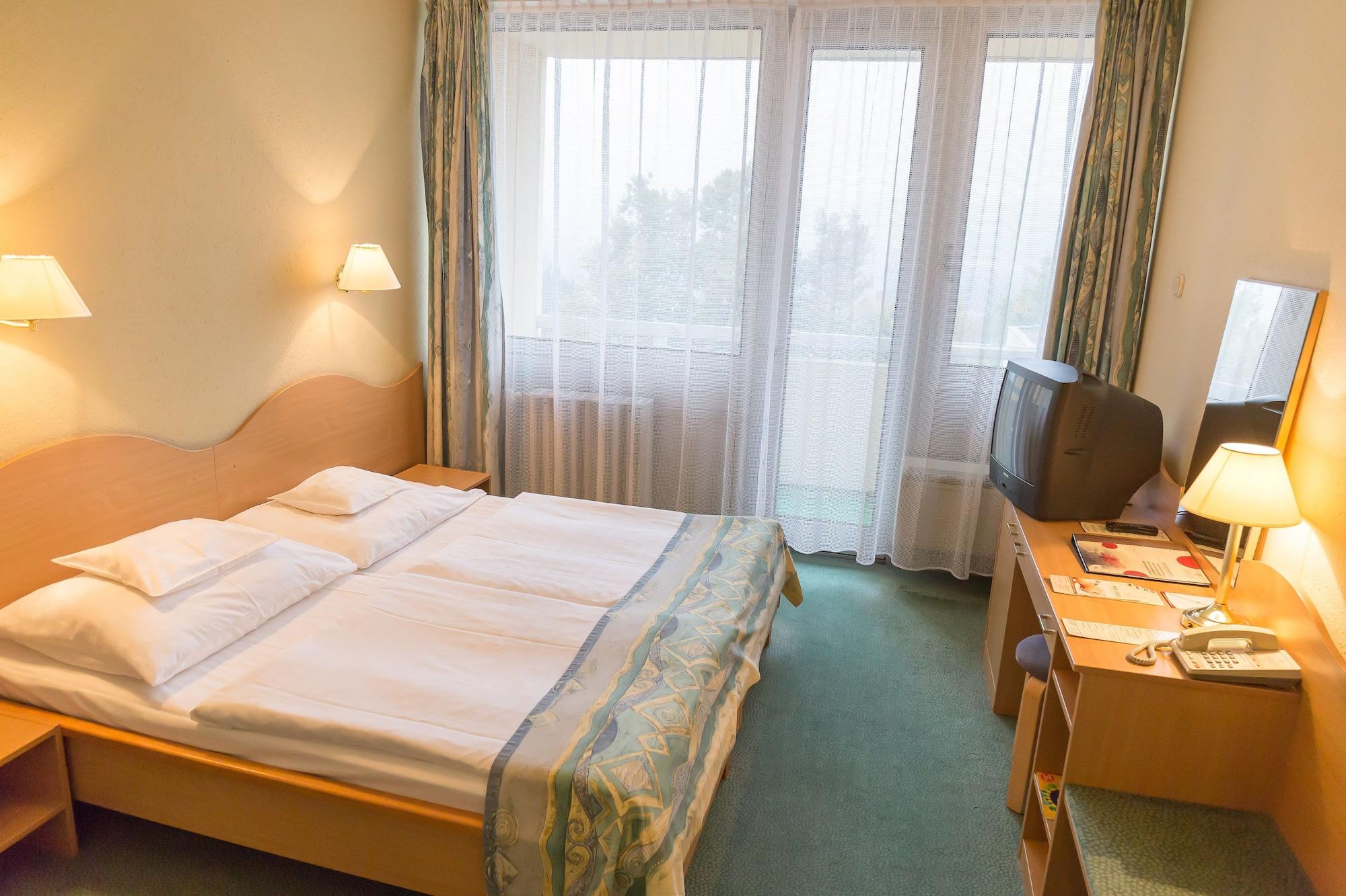 Hunguest Helios Heviz Hotell Eksteriør bilde